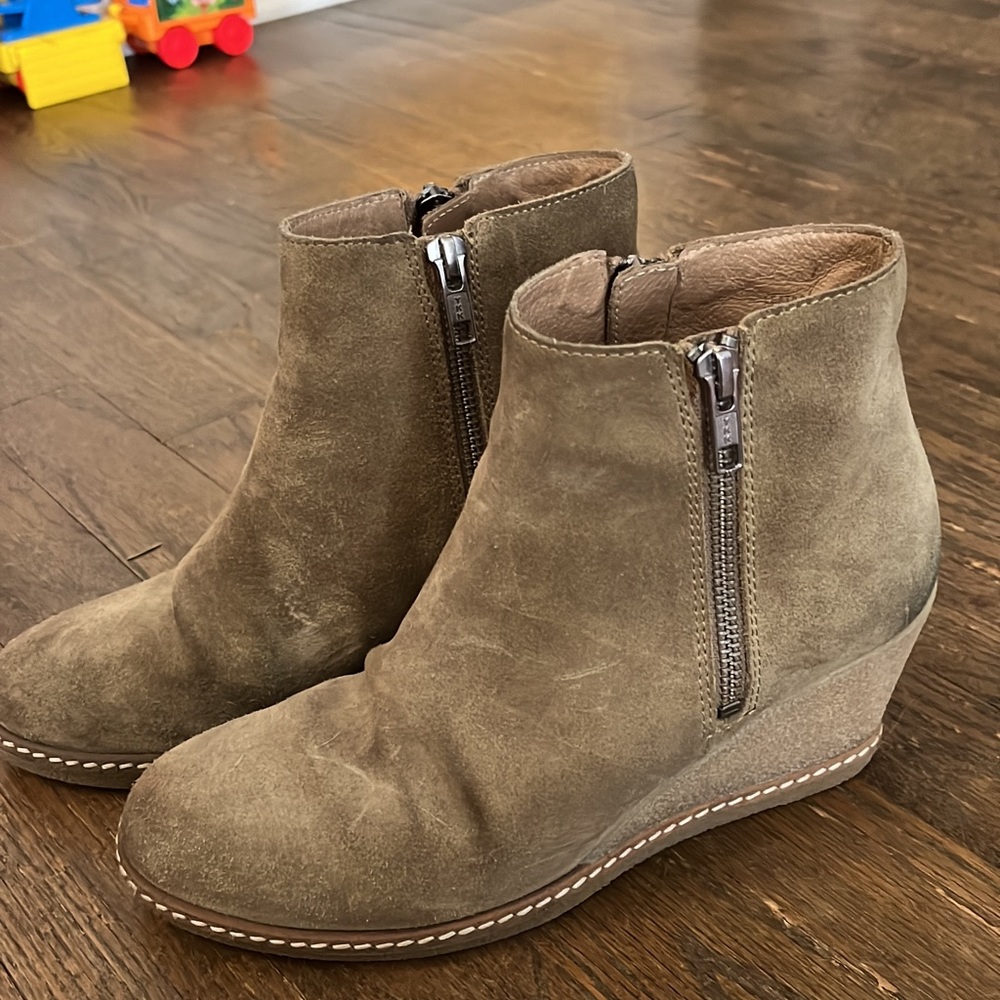 J crew wedges